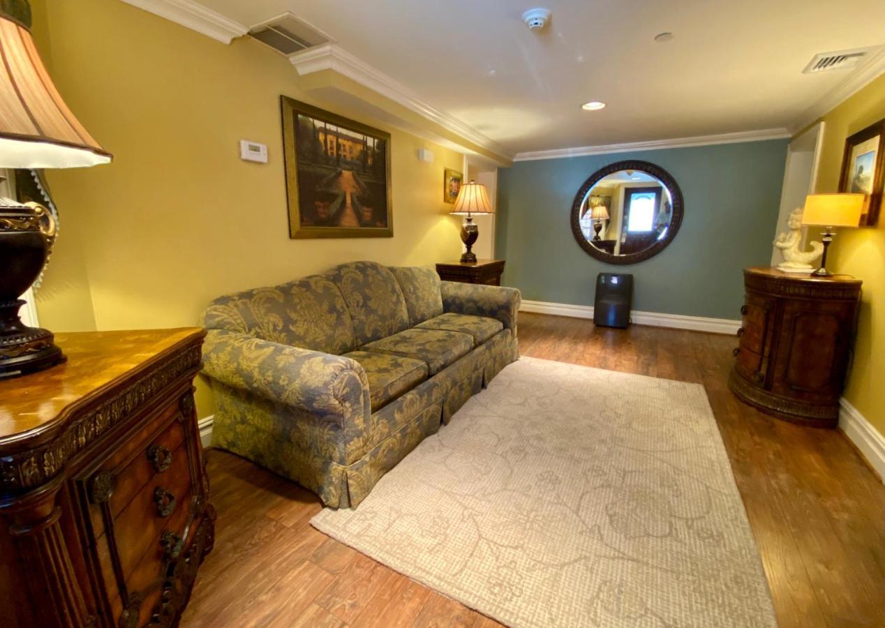 Atlantis Inn Hotel (Adults Only) Ocean City Esterno foto